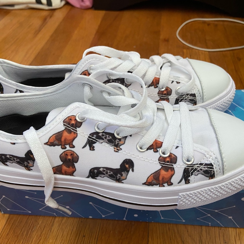 Custom Dachshund Print Tennis Shoes- NEVER Worn (Weiner-Dog)